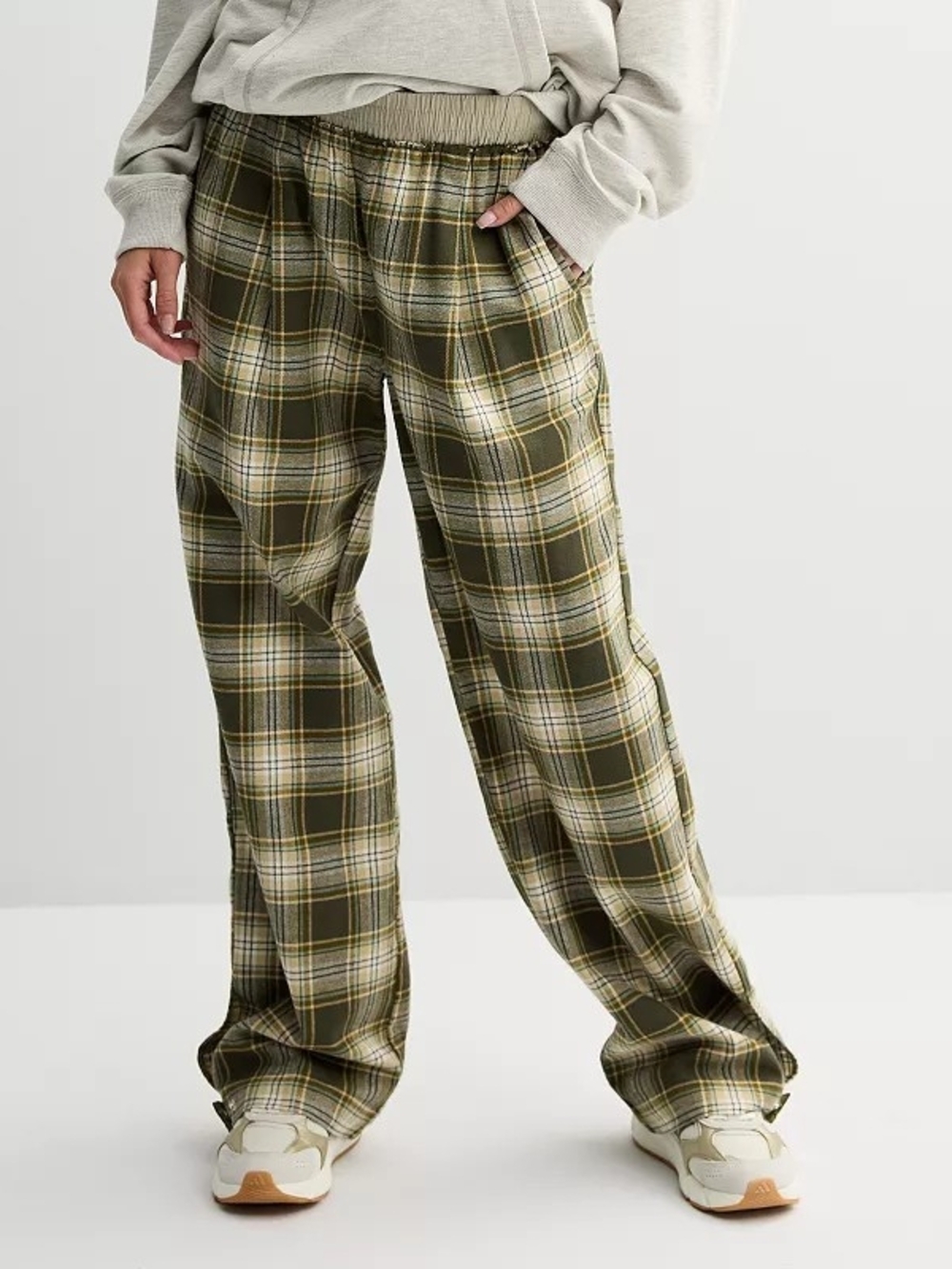 Kohl's Olive Plaid Straight-Leg Pants